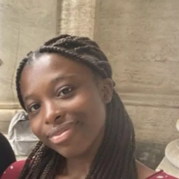 Laure.jpg